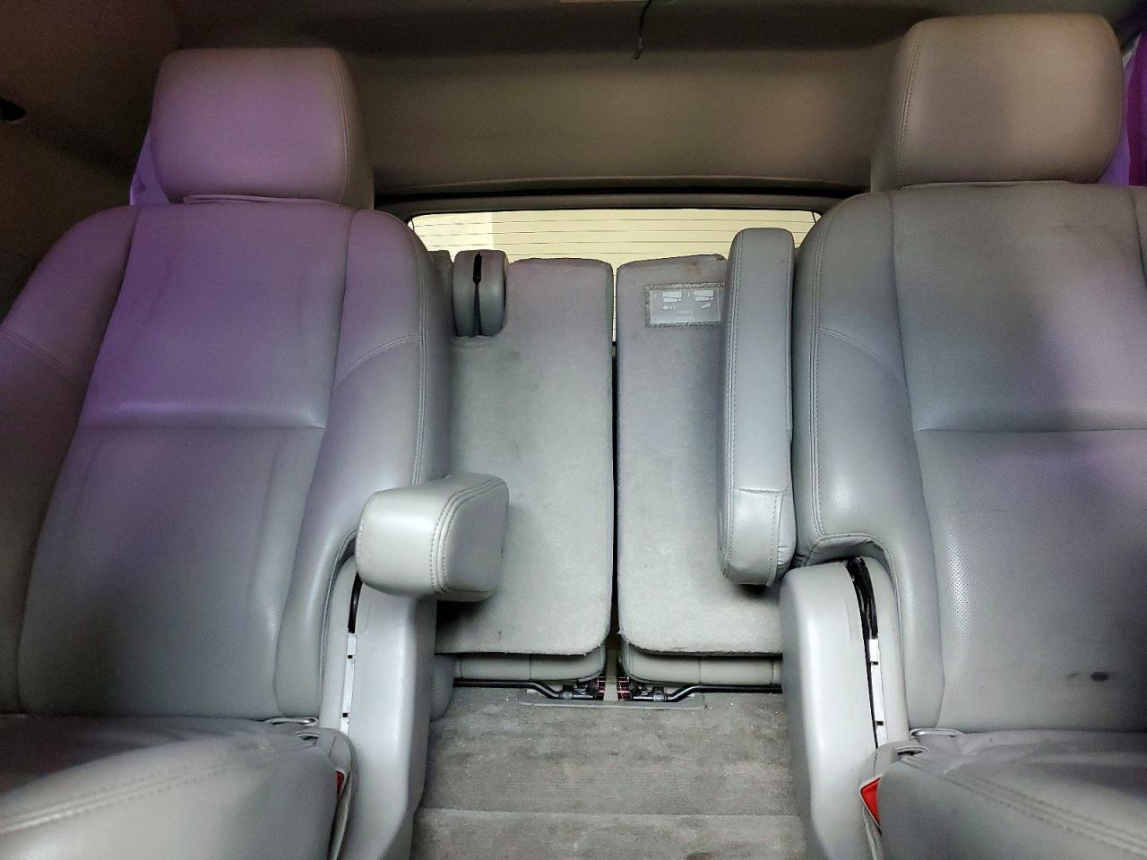 2011 CHEVROLET TAHOE