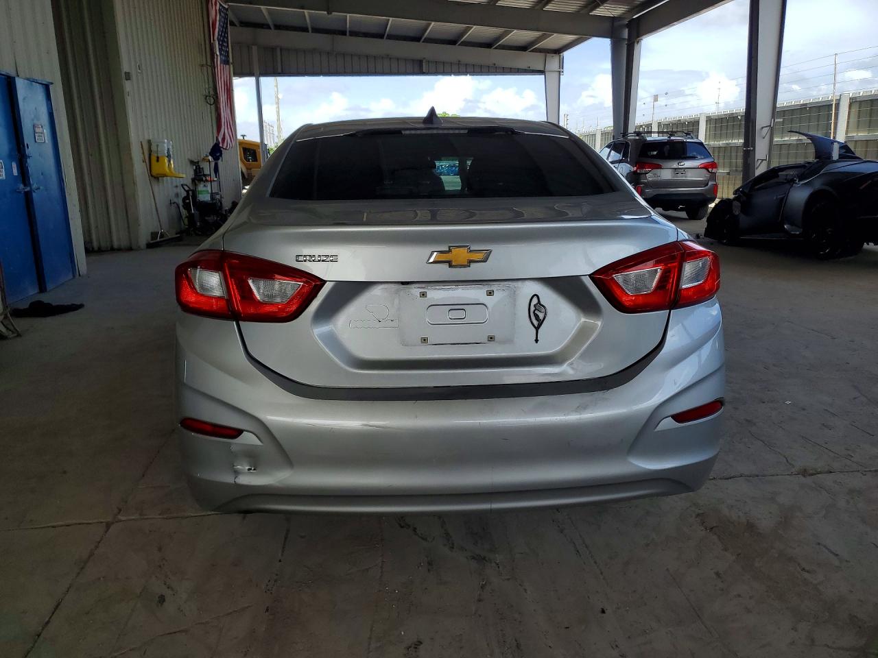 2017 CHEVROLET CRUZE