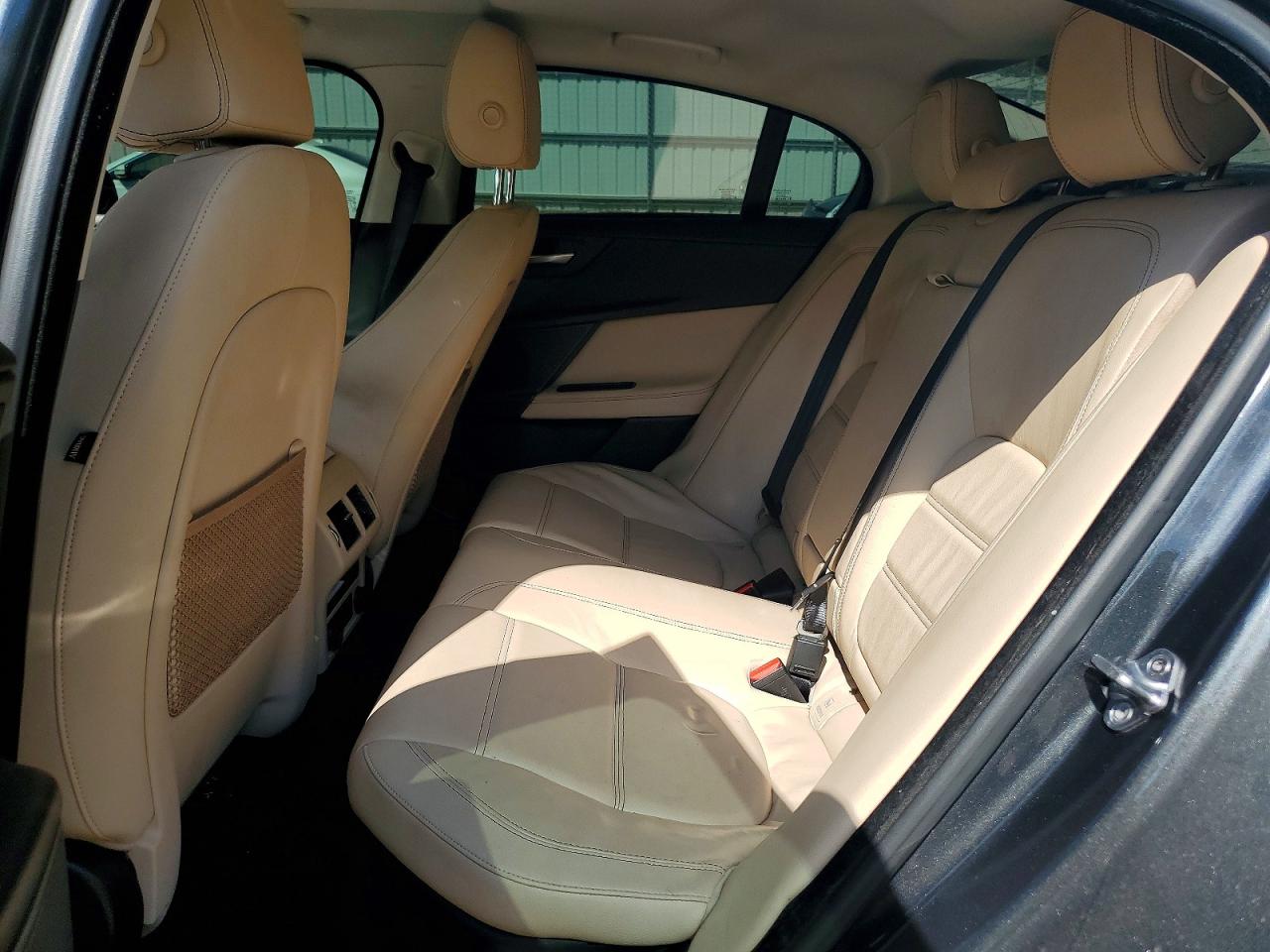 2017 JAGUAR XE