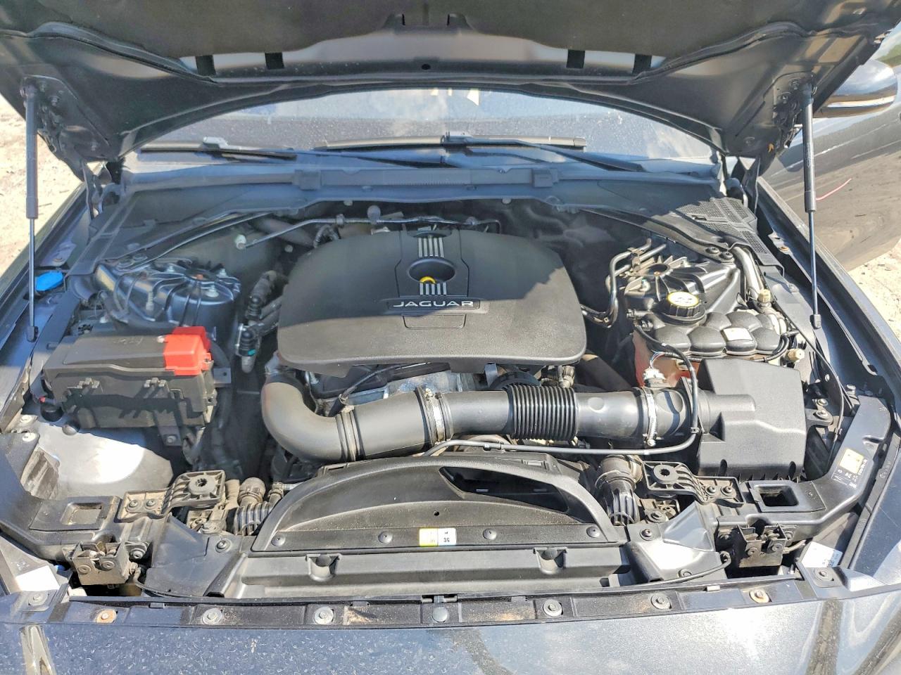 2017 JAGUAR XE