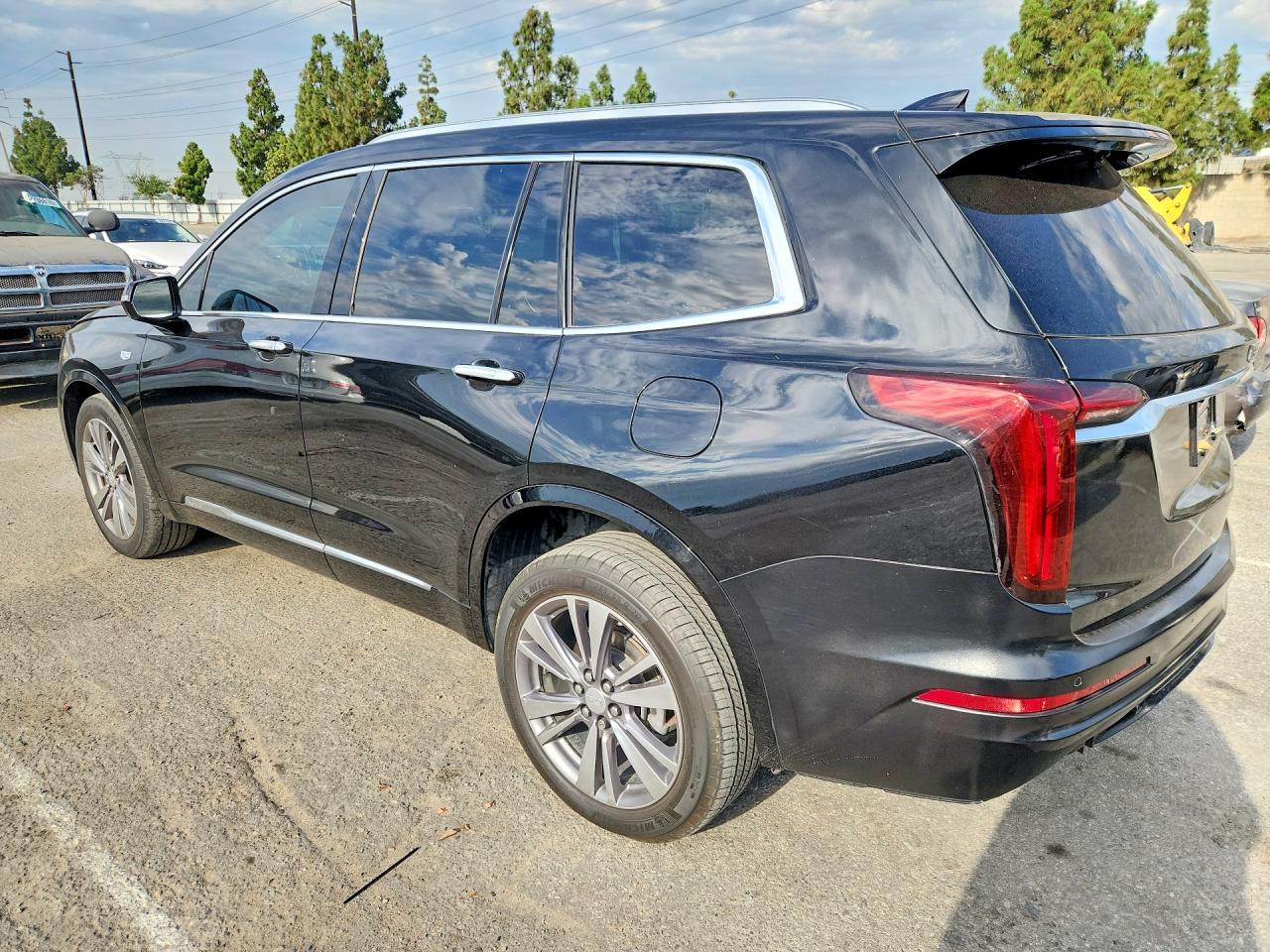 2021 CADILLAC XT6