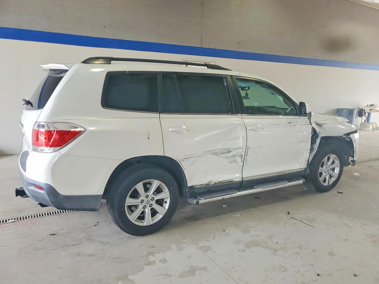 2012 TOYOTA HIGHLANDER