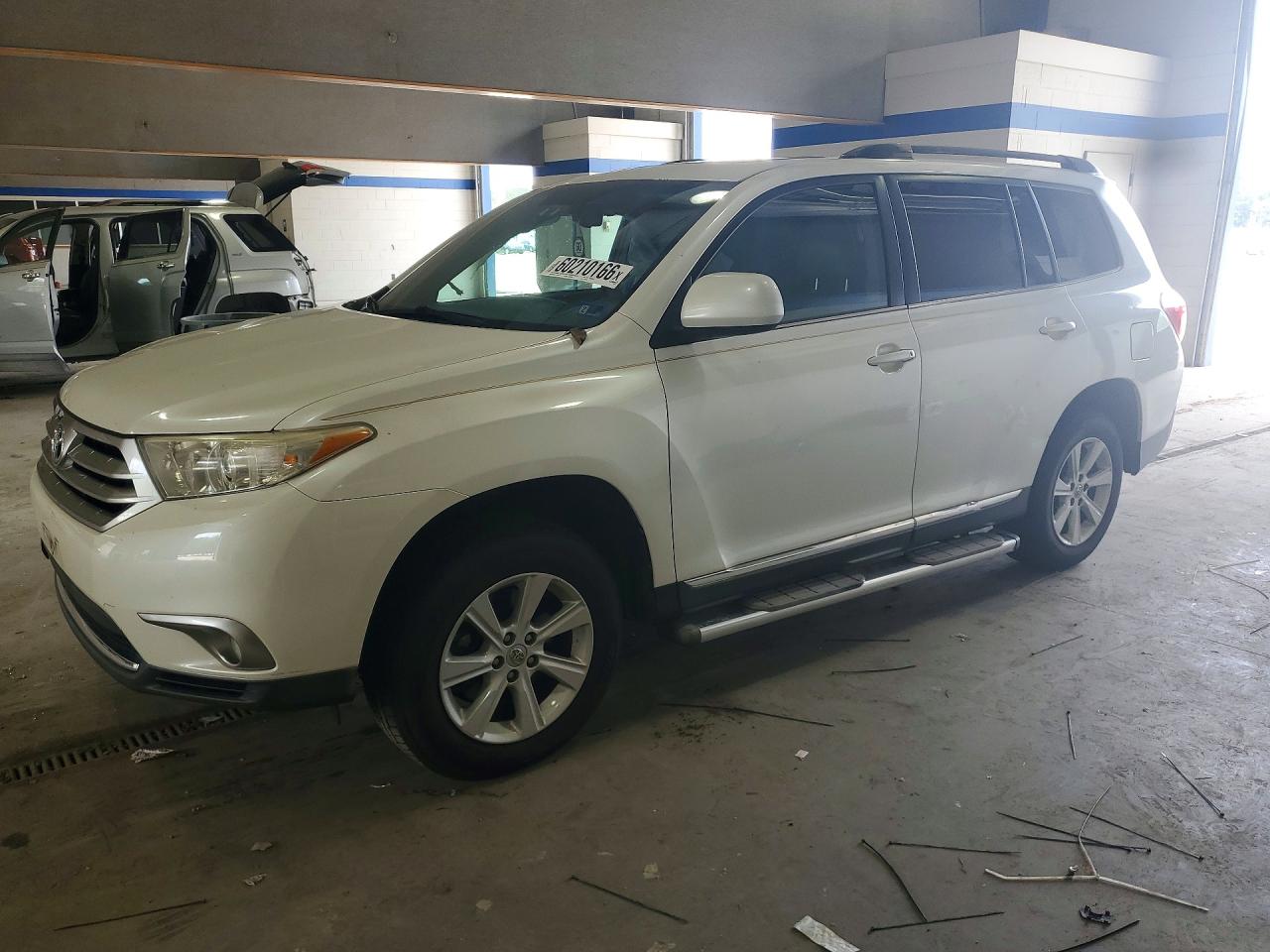 2012 TOYOTA HIGHLANDER