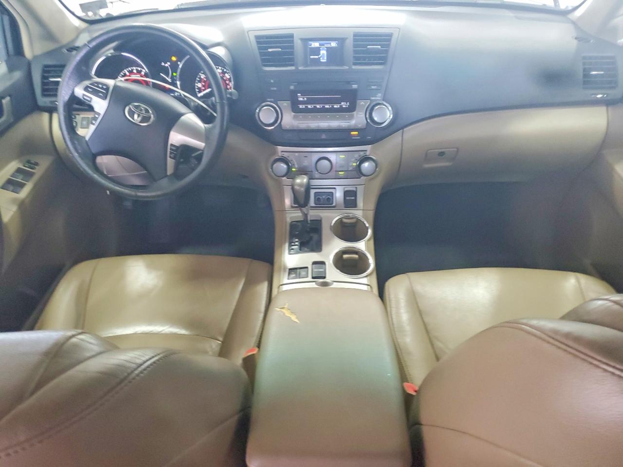 2012 TOYOTA HIGHLANDER