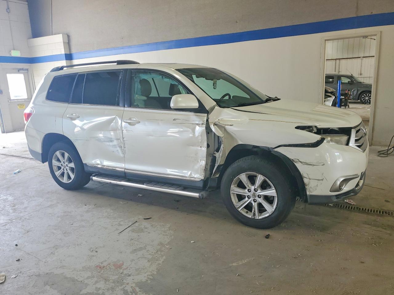 2012 TOYOTA HIGHLANDER