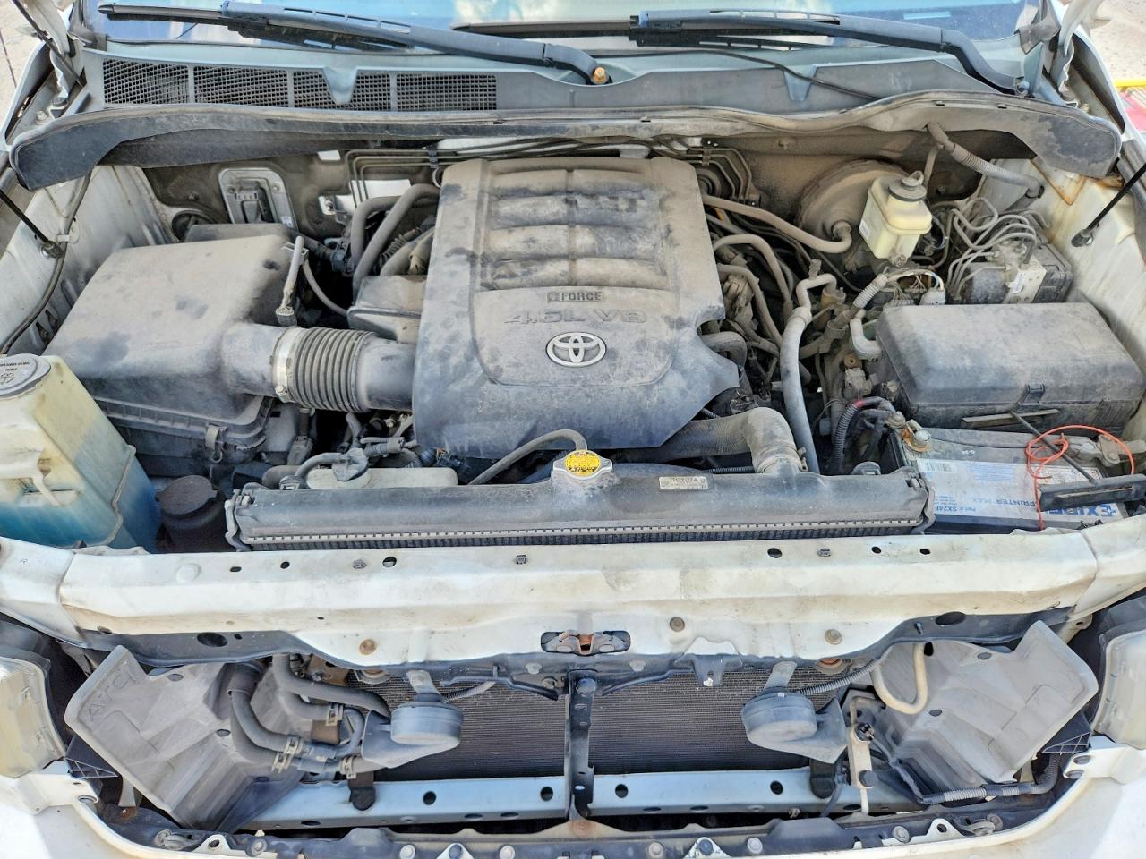 2011 TOYOTA TUNDRA