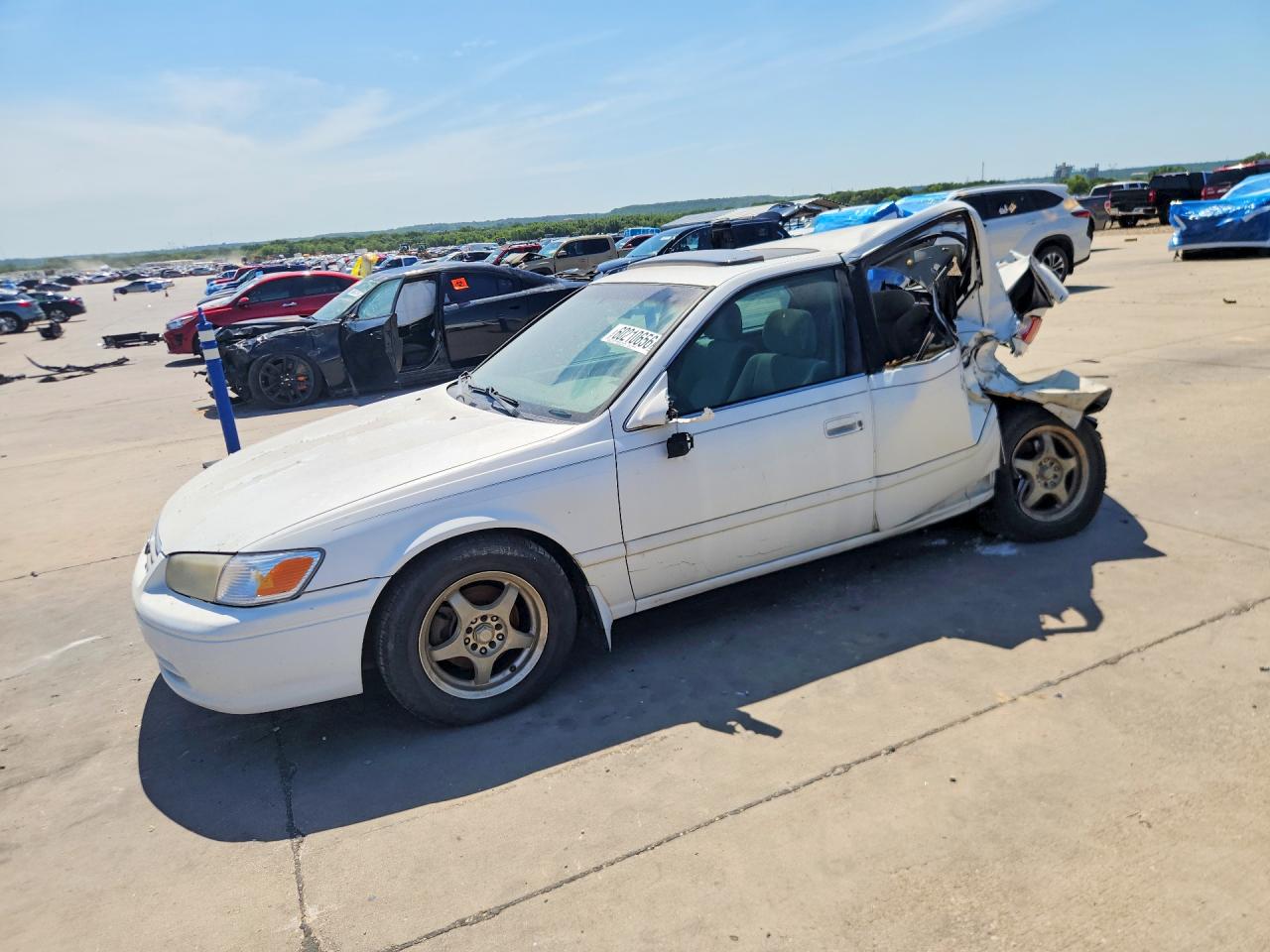 2000 TOYOTA CAMRY