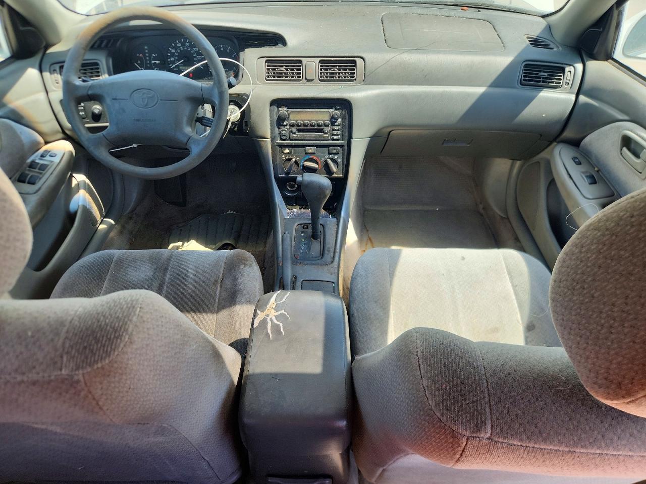 2000 TOYOTA CAMRY
