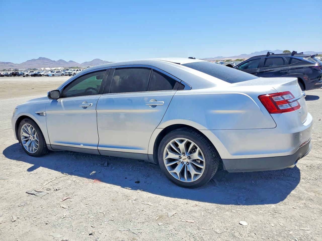 2015 FORD TAURUS
