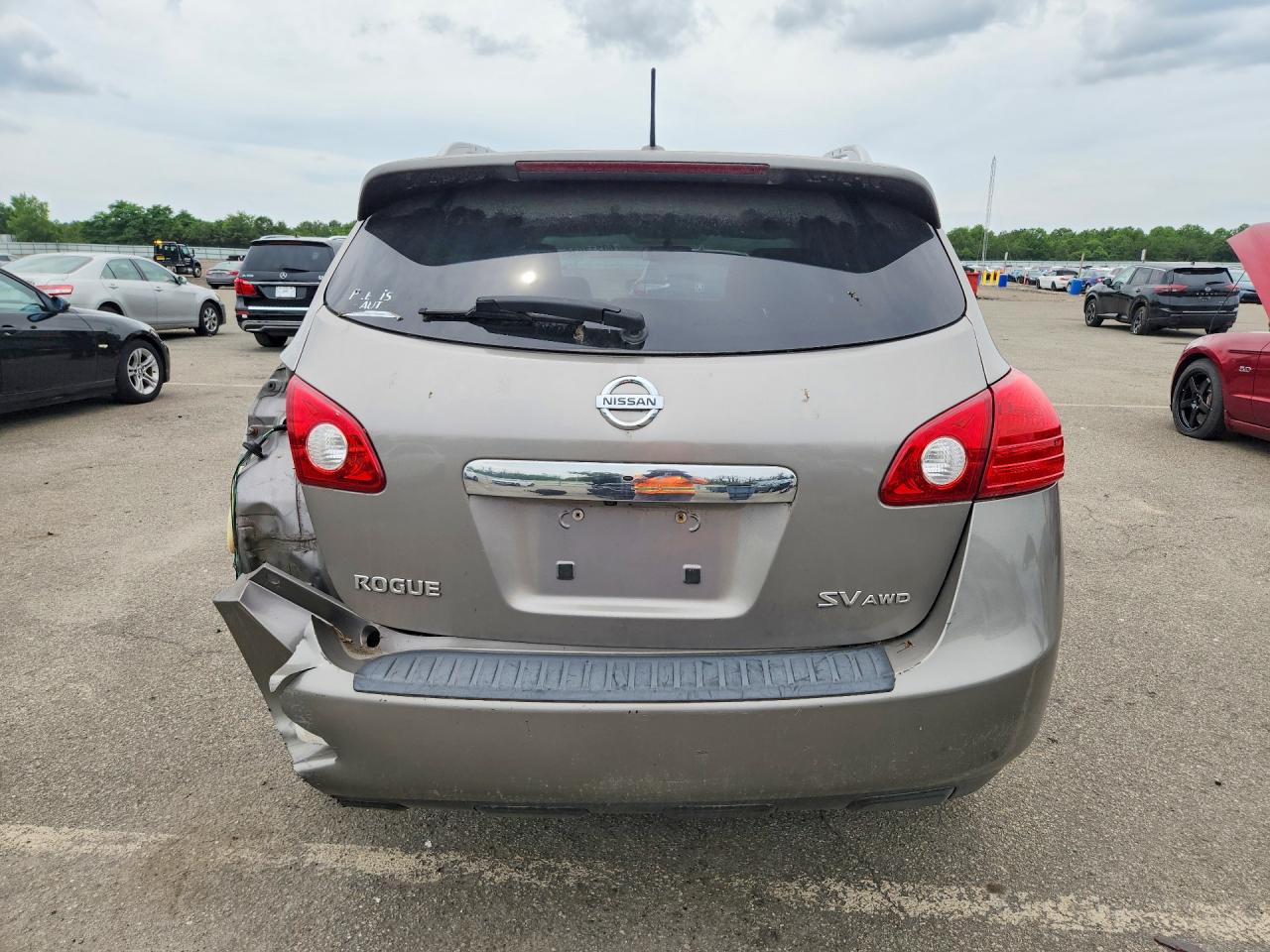 2011 NISSAN ROGUE