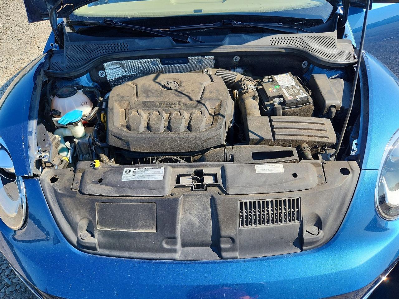 2019 VOLKSWAGEN BEETLE