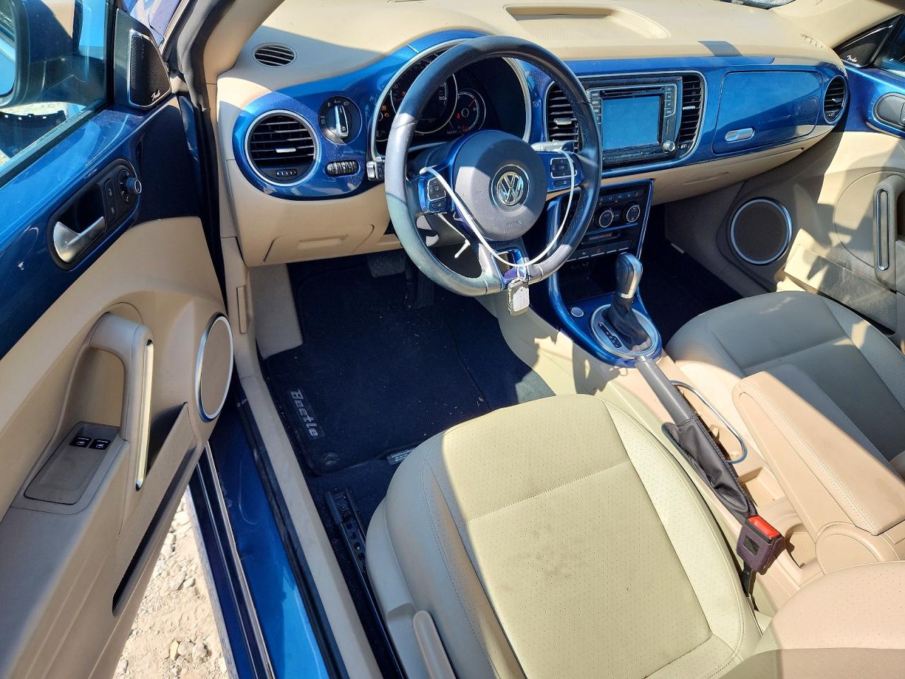 2019 VOLKSWAGEN BEETLE