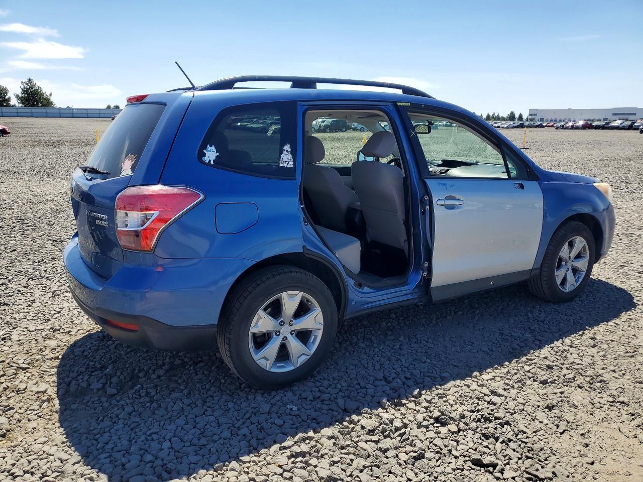2015 SUBARU FORESTER