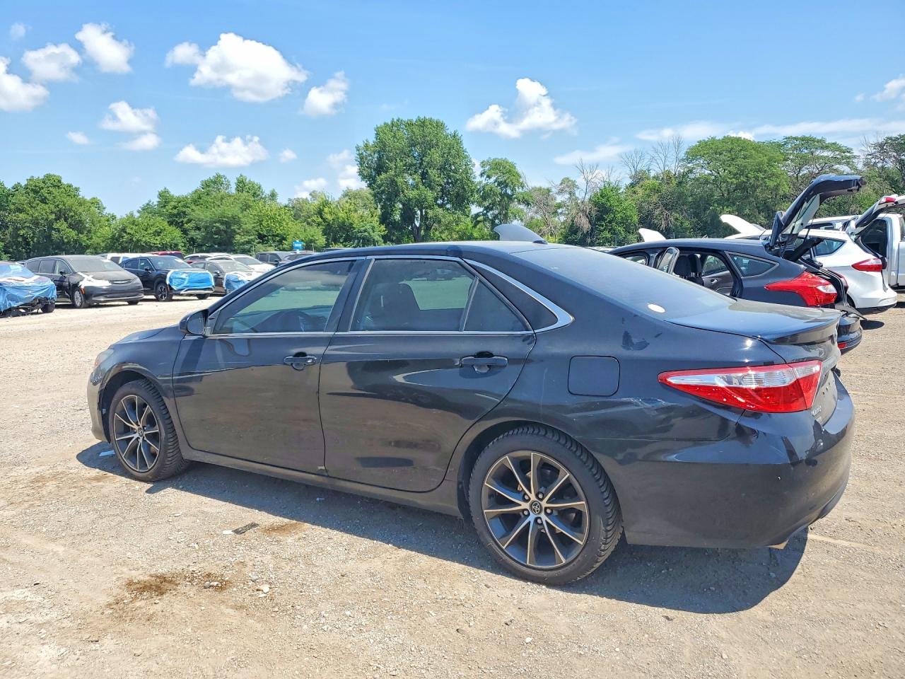 2017 TOYOTA CAMRY
