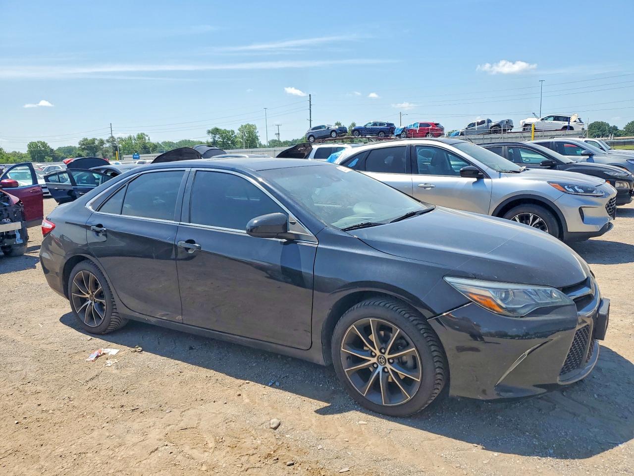 2017 TOYOTA CAMRY
