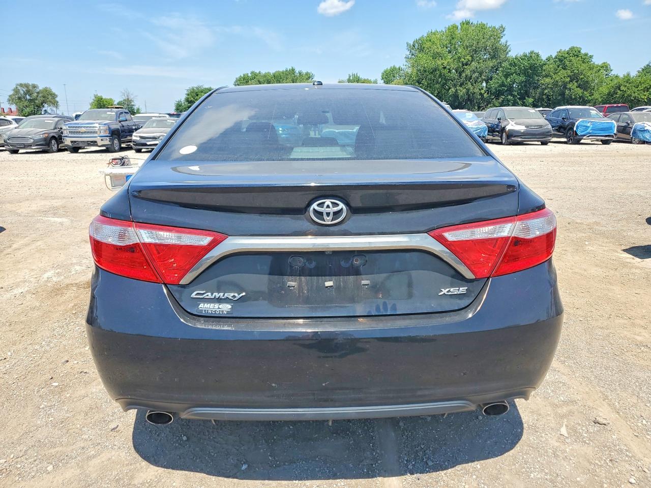 2017 TOYOTA CAMRY