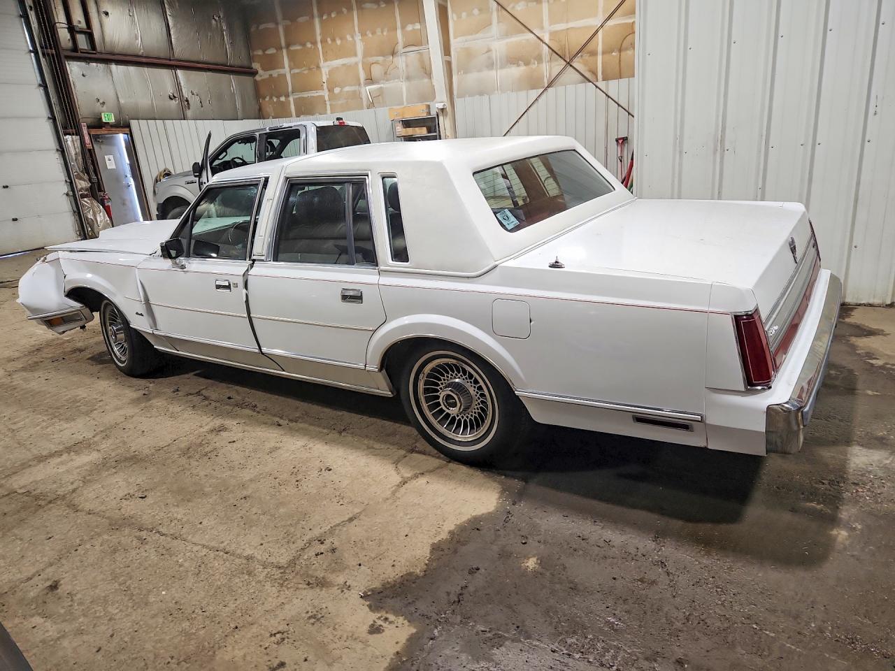 1998 LINCOLN TOWNCAR