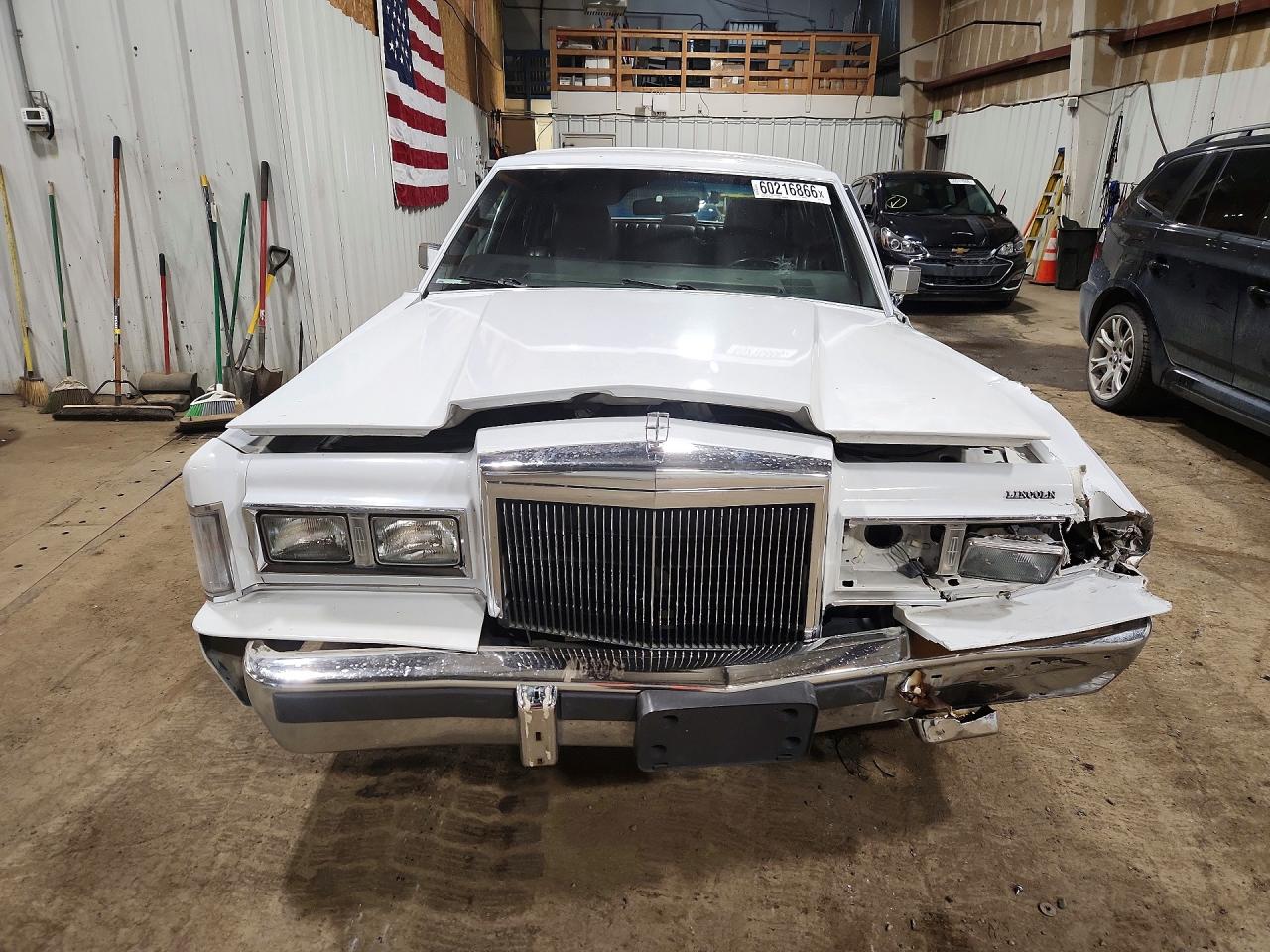 1998 LINCOLN TOWNCAR
