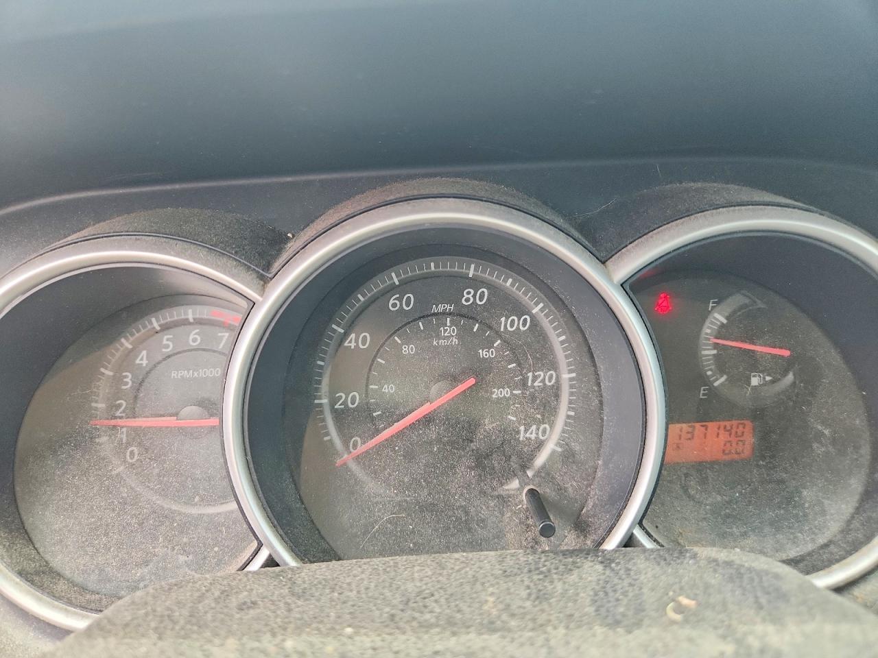 2010 NISSAN VERSA