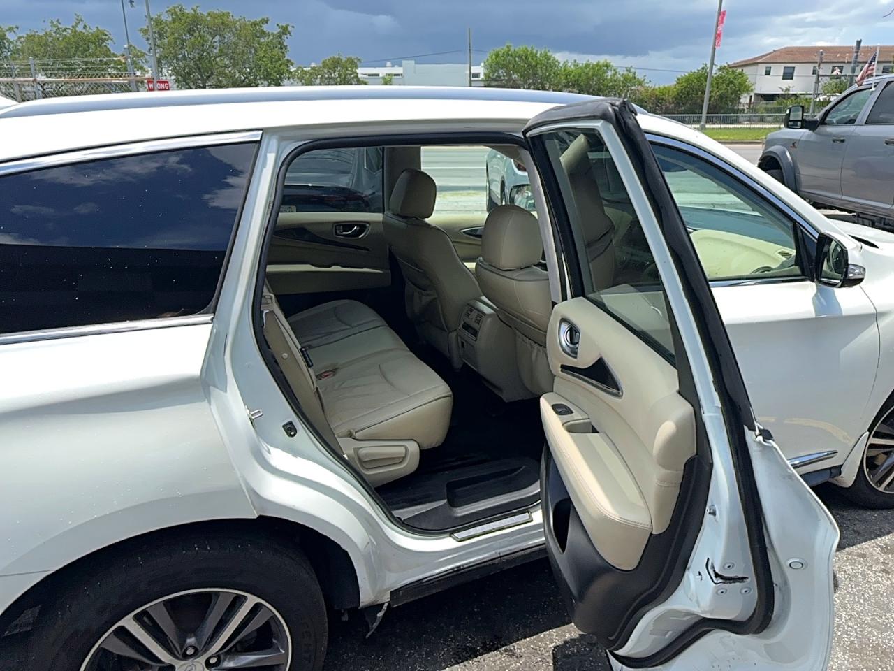 2019 INFINITI QX60