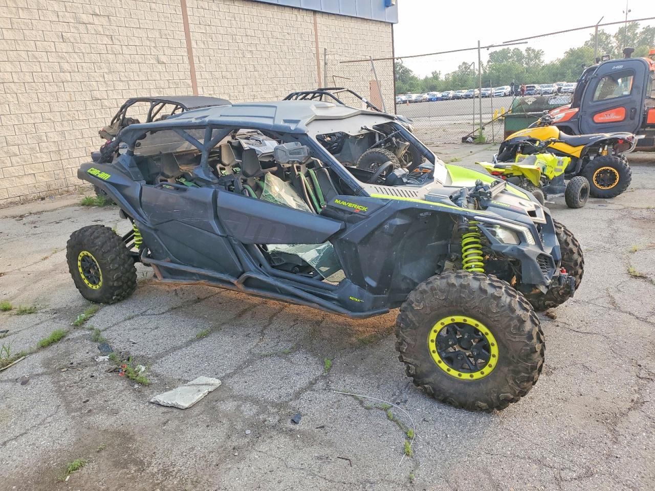 2020 CAN-AM SIDEBYSIDE