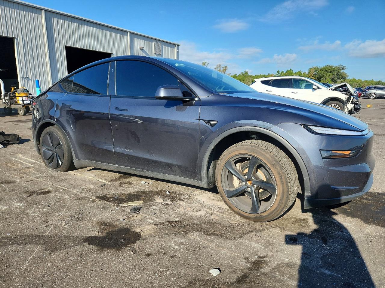 2026 TESLA MODEL Y