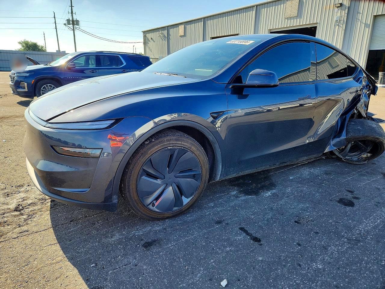 2026 TESLA MODEL Y