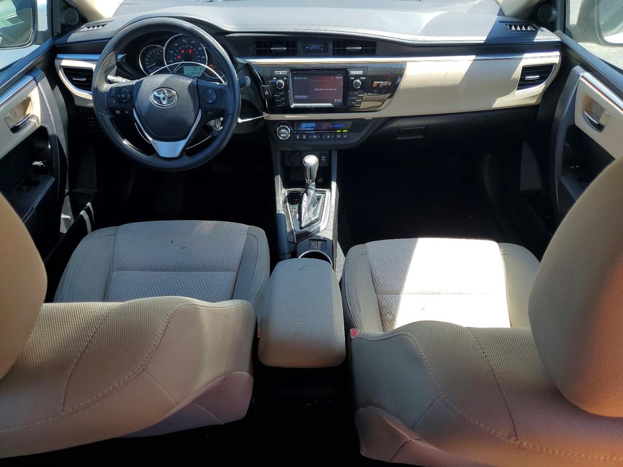 2015 TOYOTA COROLLA