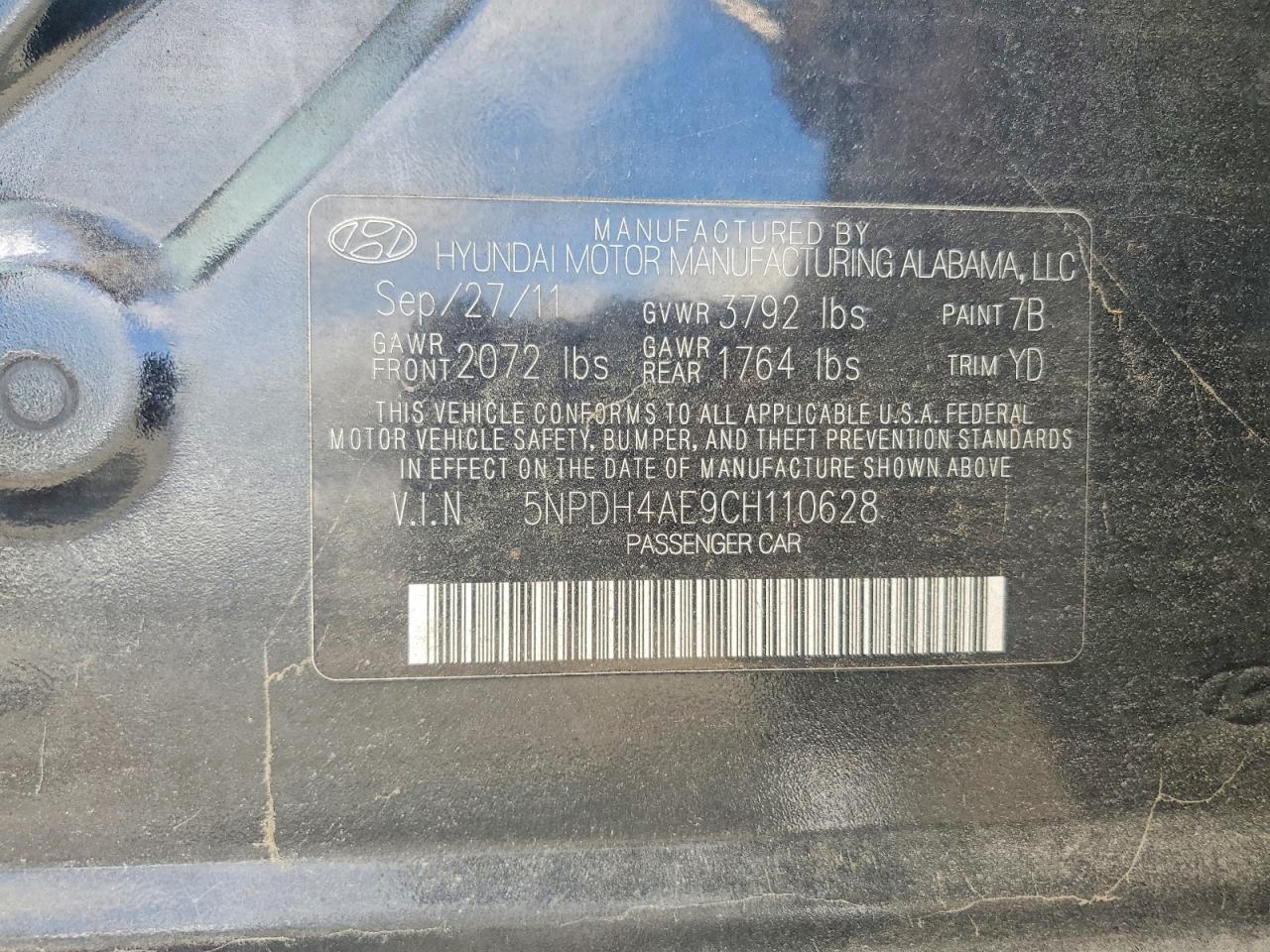 2012 HYUNDAI ELANTRA