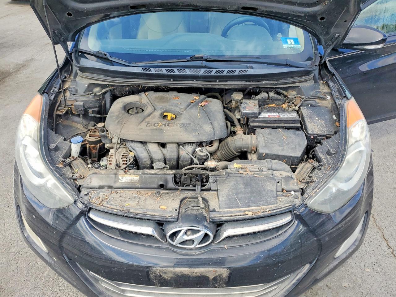 2012 HYUNDAI ELANTRA