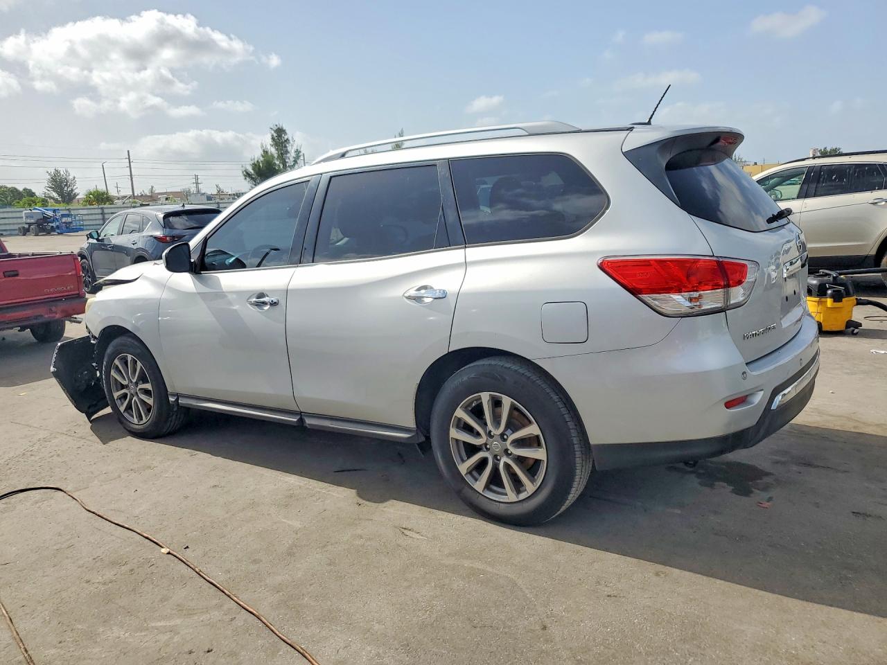 2015 NISSAN PATHFINDER