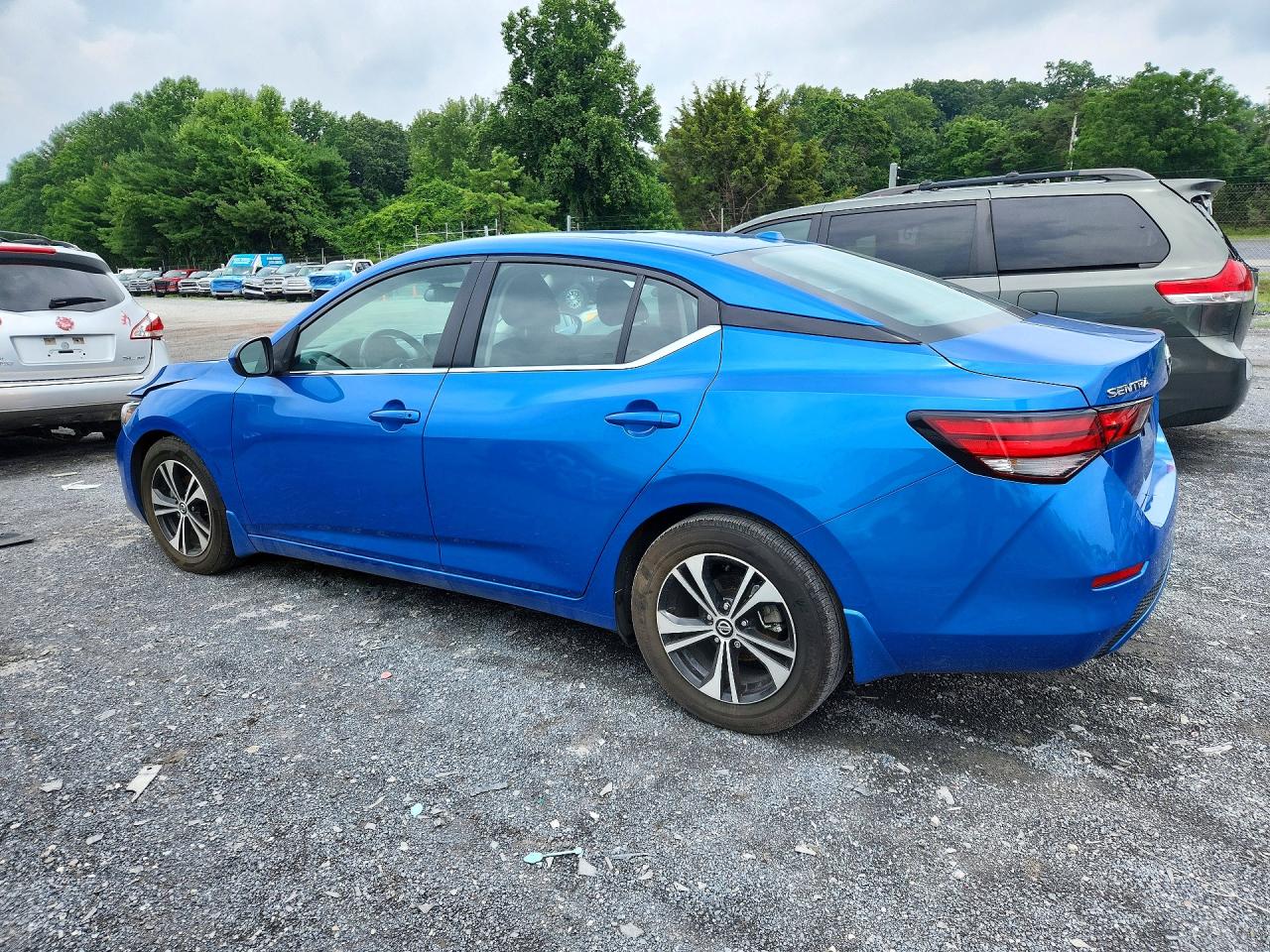 2022 NISSAN SENTRA
