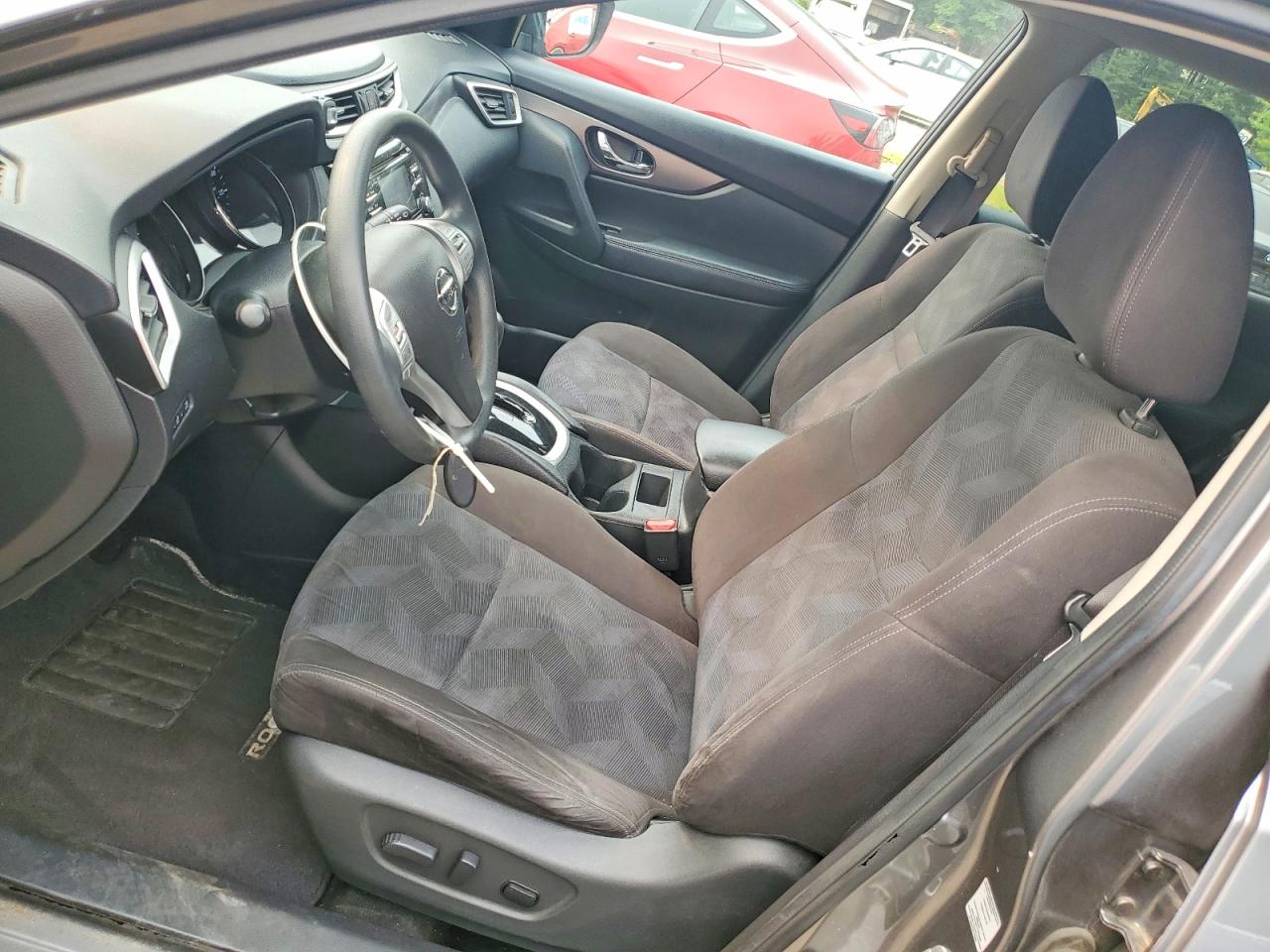 2015 NISSAN ROGUE