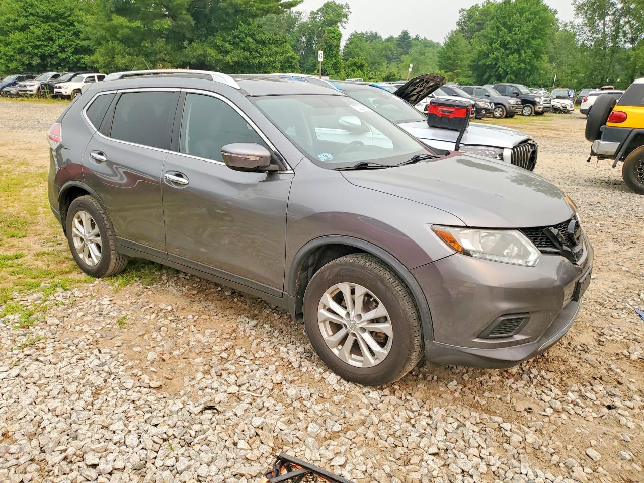 2015 NISSAN ROGUE