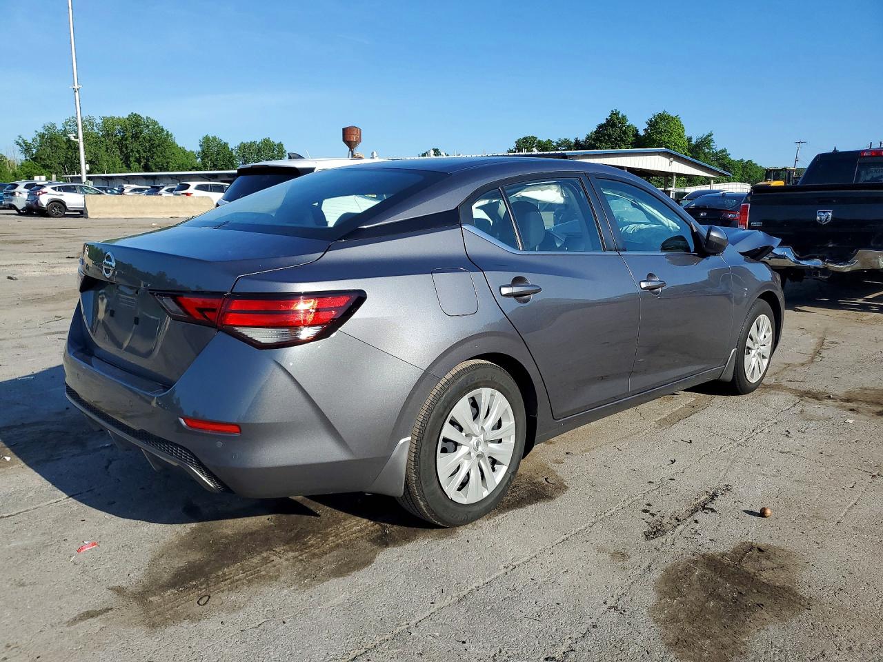 2022 NISSAN SENTRA