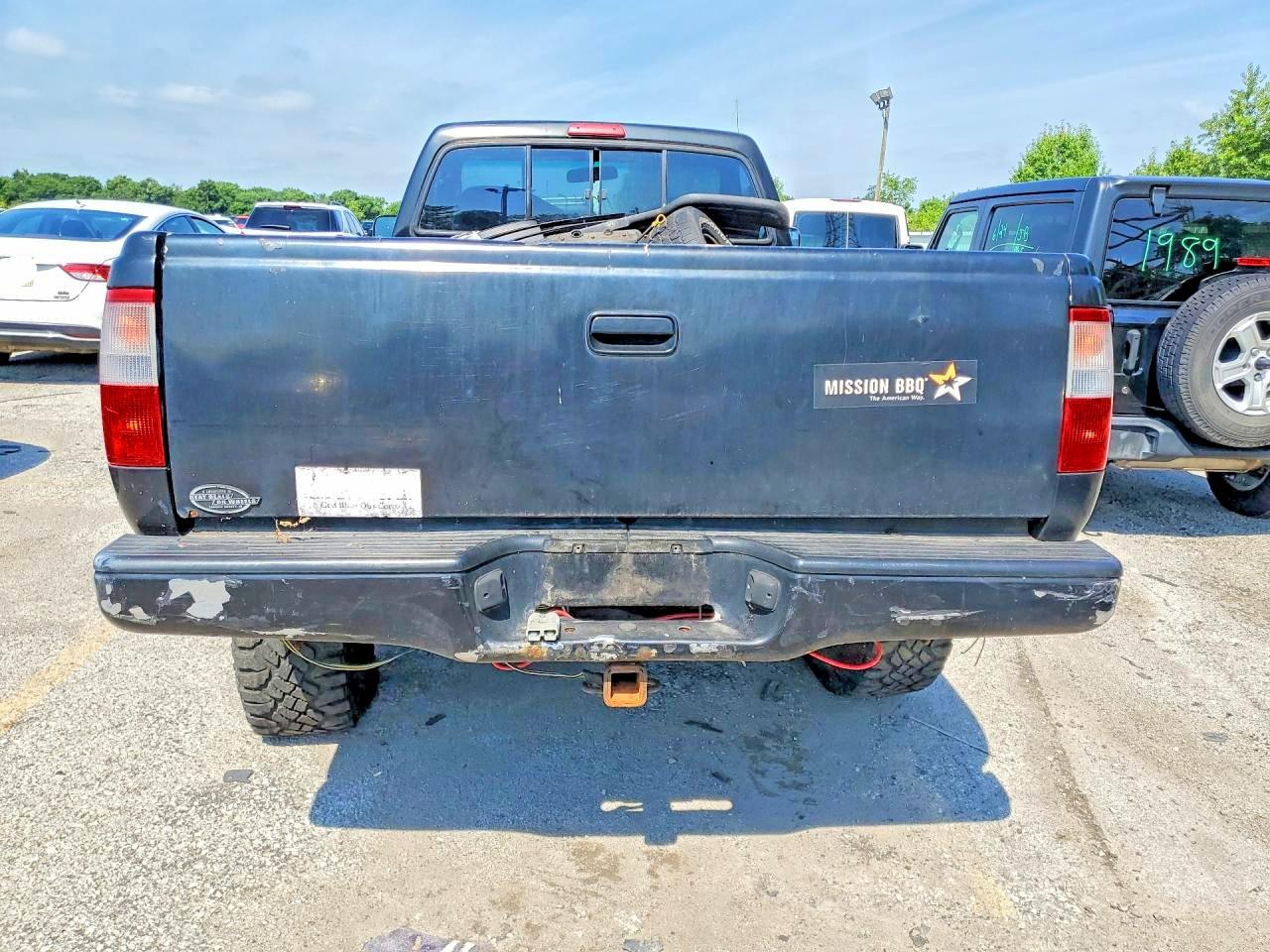 1995 TOYOTA T100