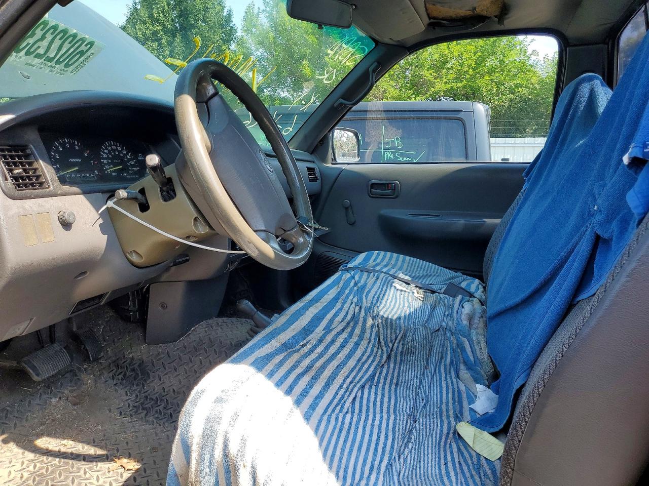1995 TOYOTA T100