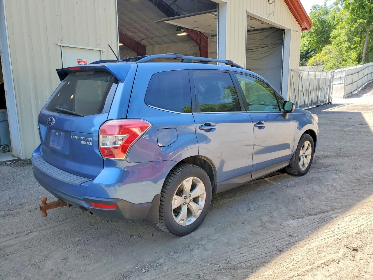 2015 SUBARU FORESTER