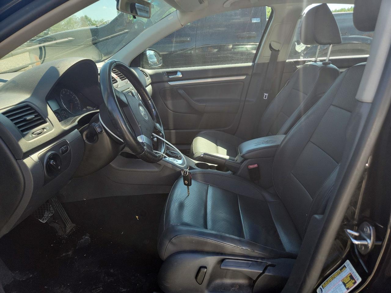 2009 VOLKSWAGEN JETTA