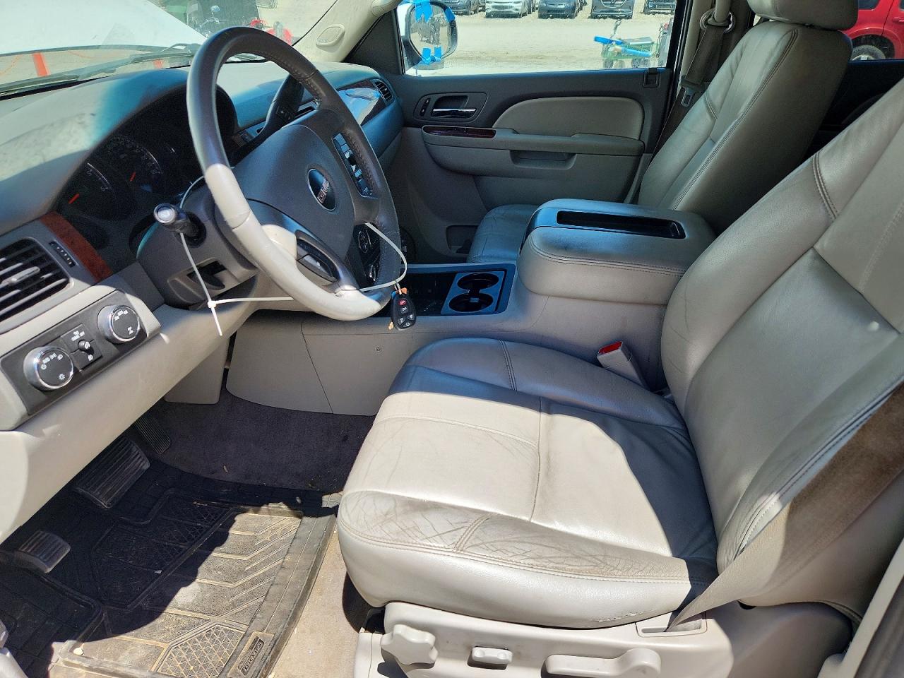 2012 GMC YUKON