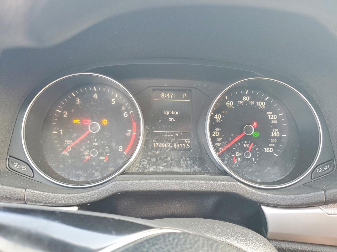 2018 VOLKSWAGEN PASSAT