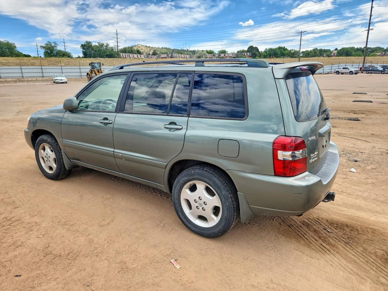 2005 TOYOTA HIGHLANDER
