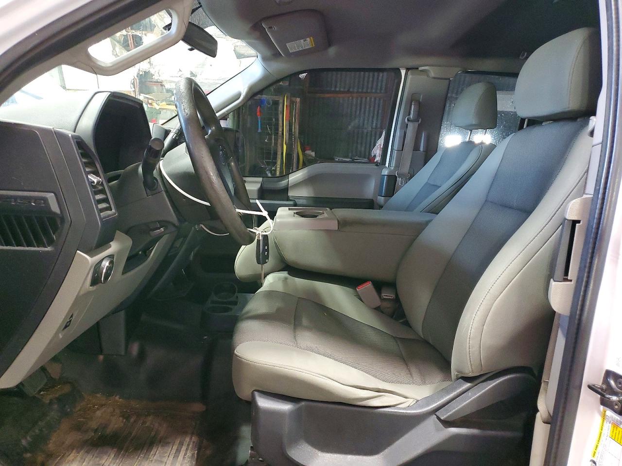 2016 FORD F150