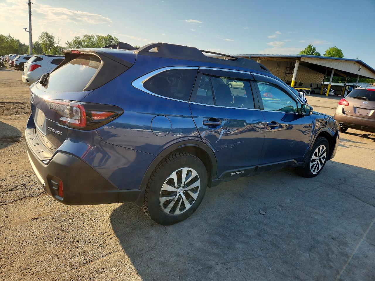 2022 SUBARU OUTBACK