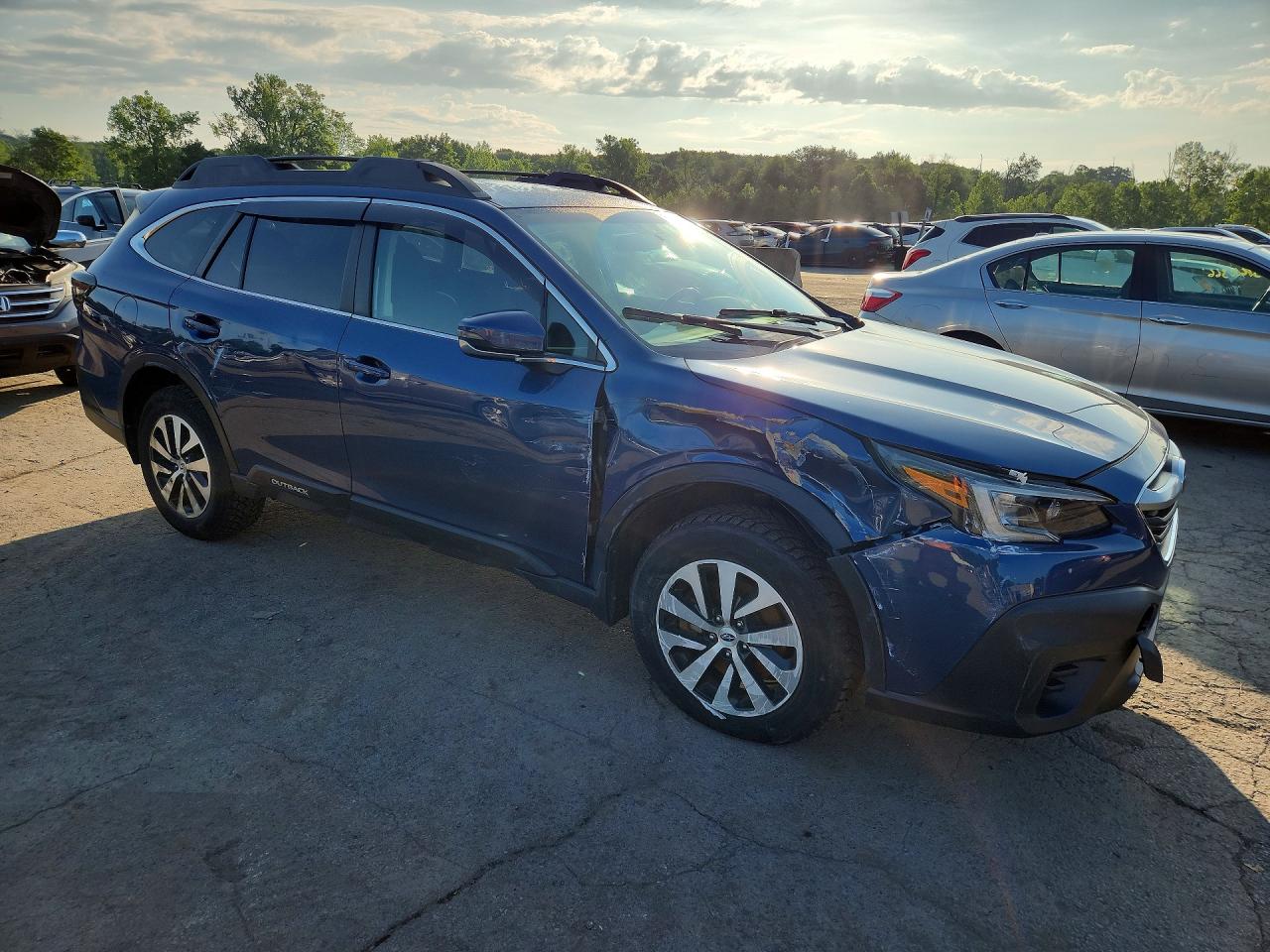 2022 SUBARU OUTBACK