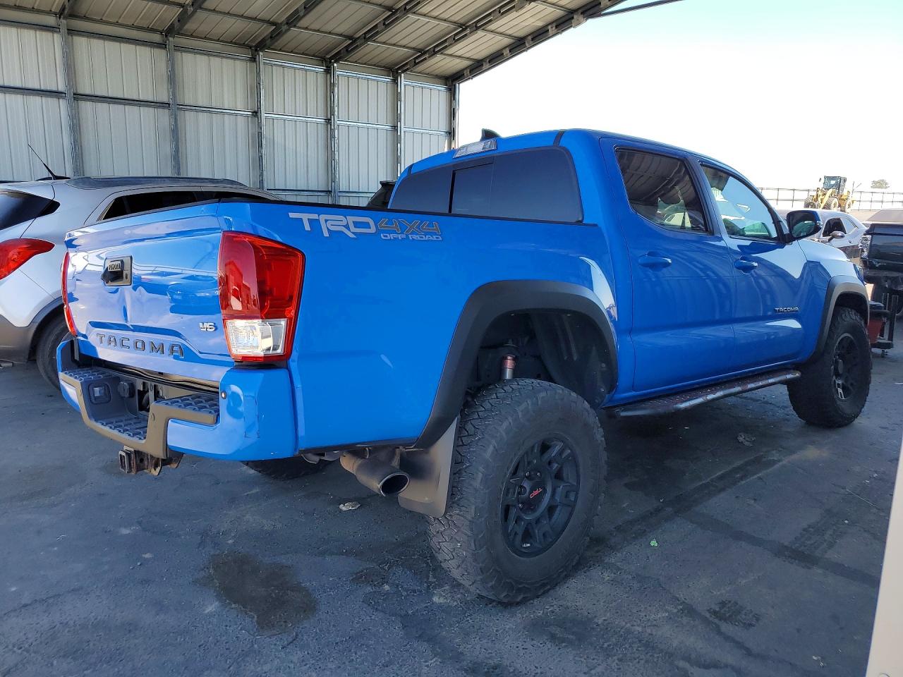 2020 TOYOTA TACOMA