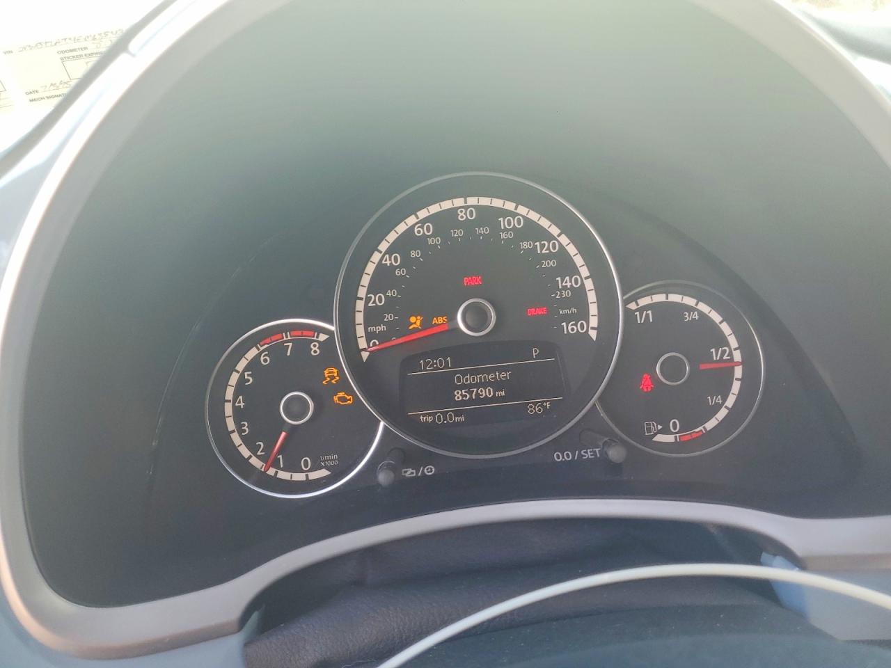 2014 VOLKSWAGEN BEETLE