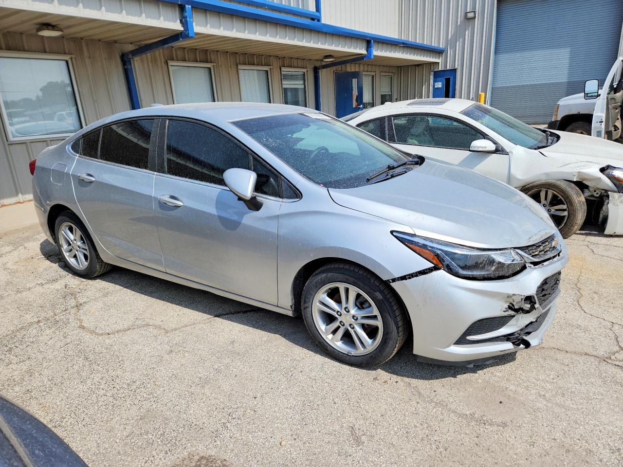 2017 CHEVROLET CRUZE