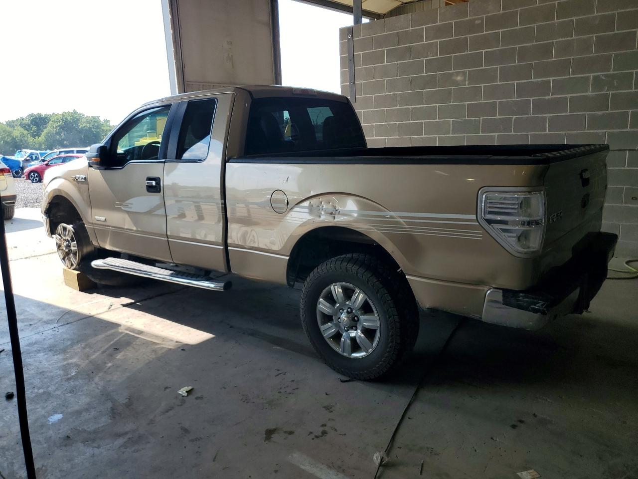 2012 FORD F150