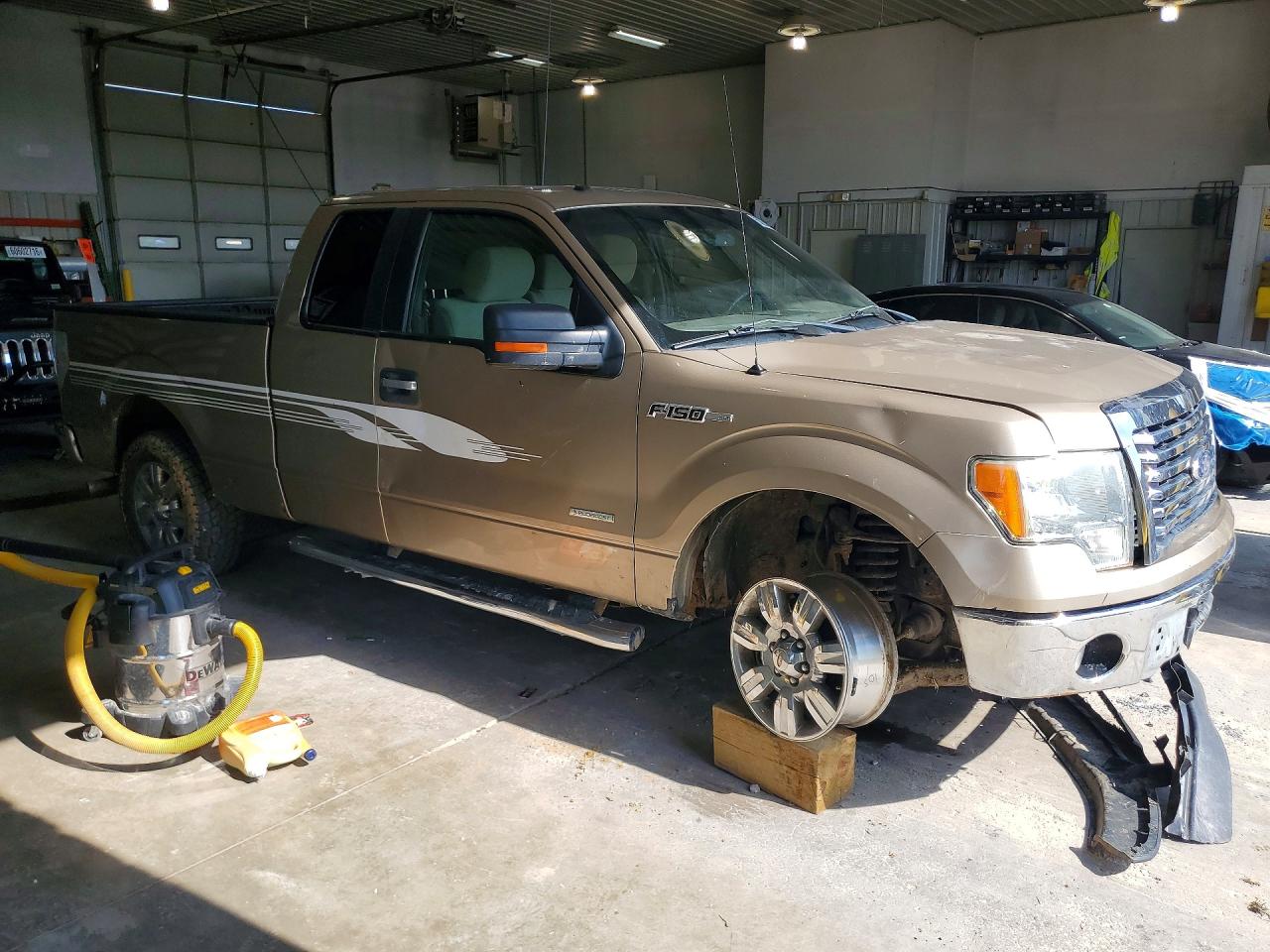 2012 FORD F150